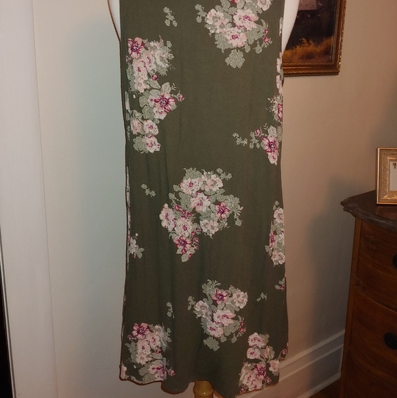 Maurice Sleeveless lined dress - Picture 3 of 9